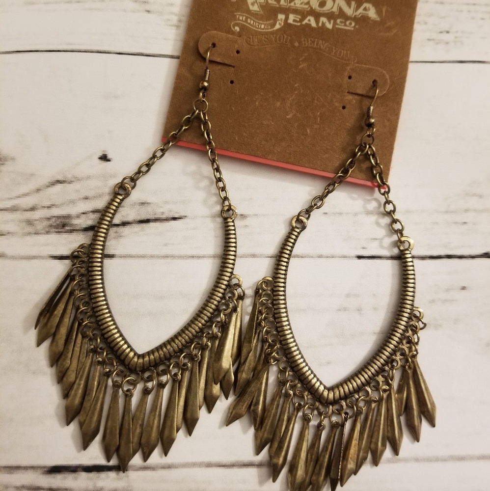 Brass boho dangle teardrop earrings. Nwt